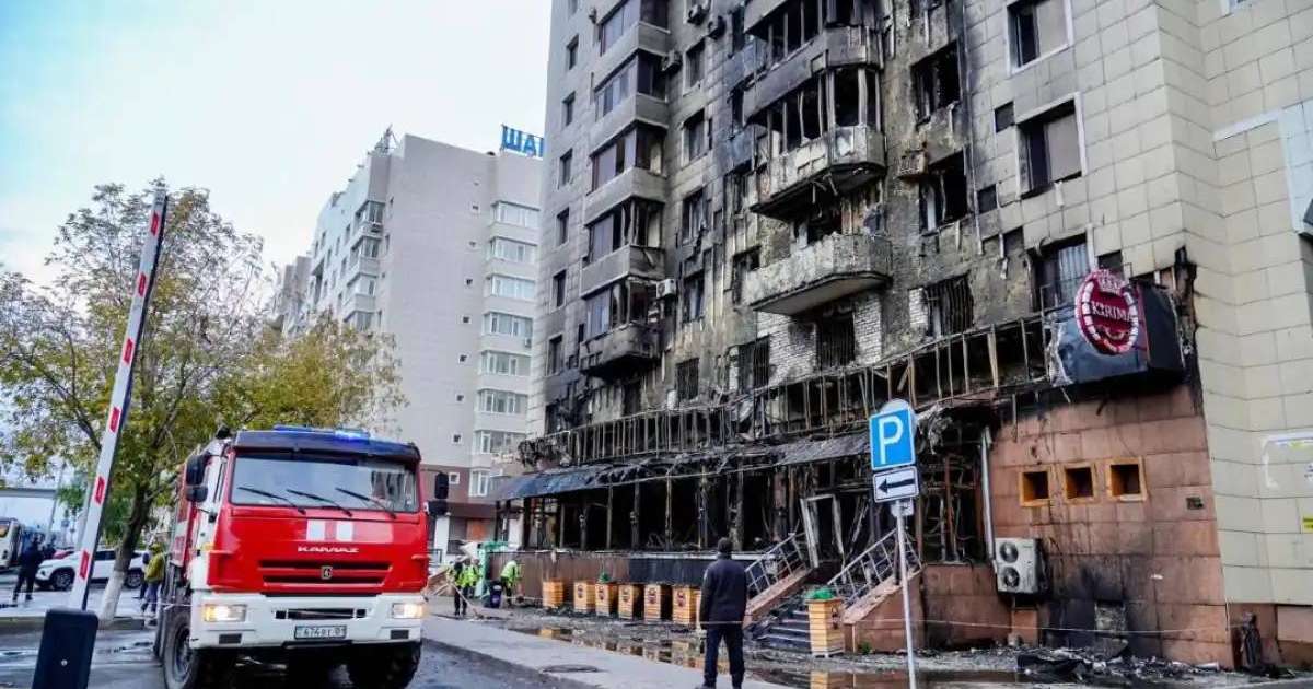 Colman Domingo and Jude Law at amfAR’s Venice Gala