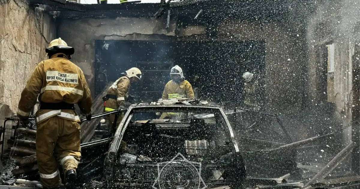 Colman Domingo and Jude Law at amfAR’s Venice Gala