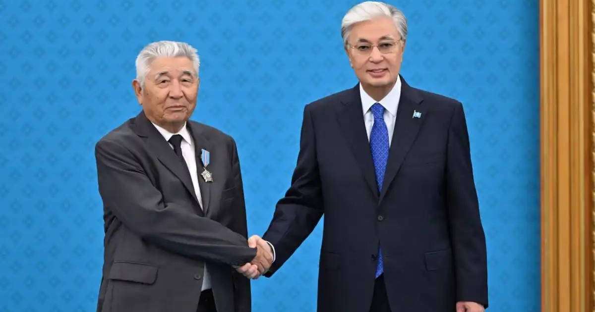 Президент бір топ азаматты мемлекеттік наградалармен марапаттады