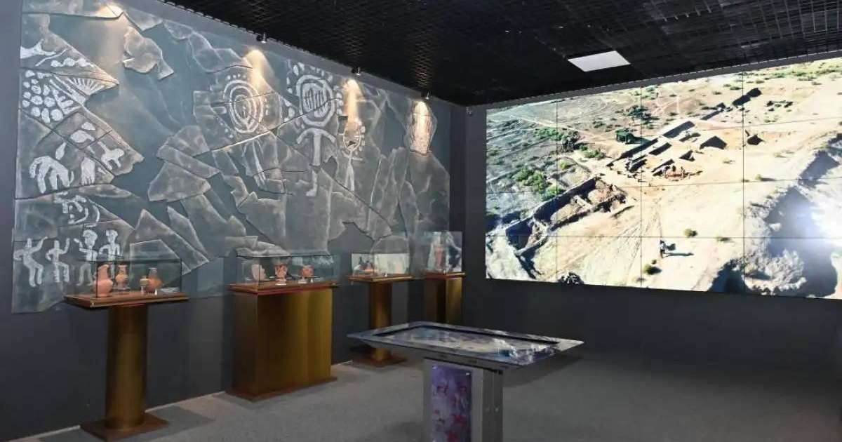 Colman Domingo and Jude Law at amfAR’s Venice Gala