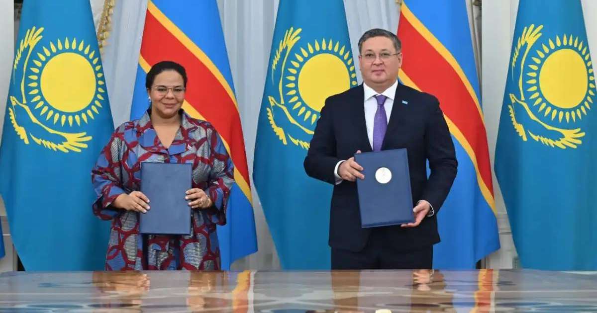Colman Domingo and Jude Law at amfAR’s Venice Gala
