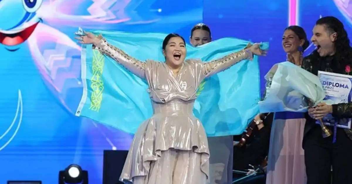 Colman Domingo and Jude Law at amfAR’s Venice Gala