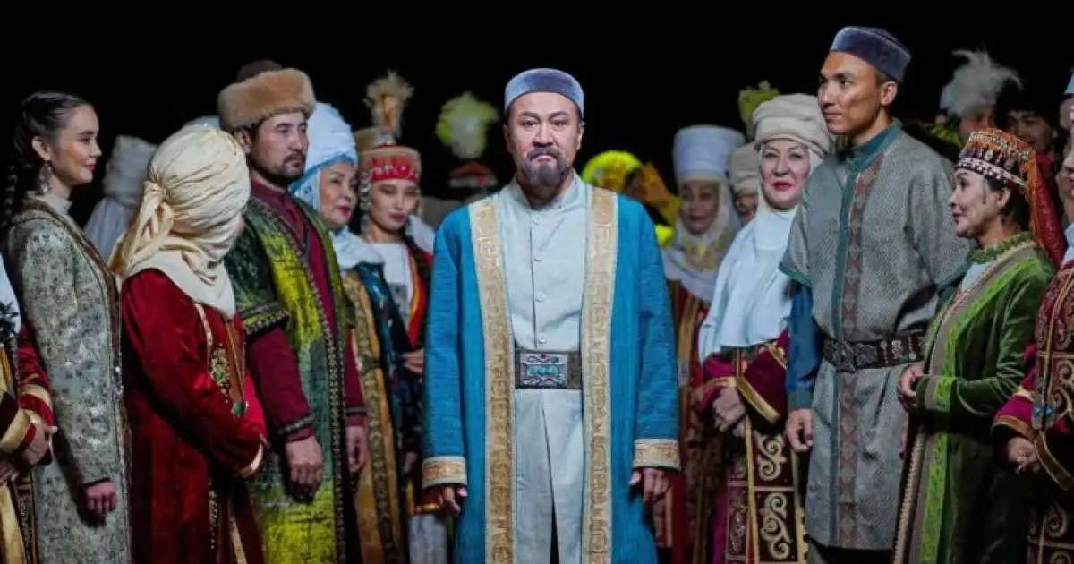 Colman Domingo and Jude Law at amfAR’s Venice Gala