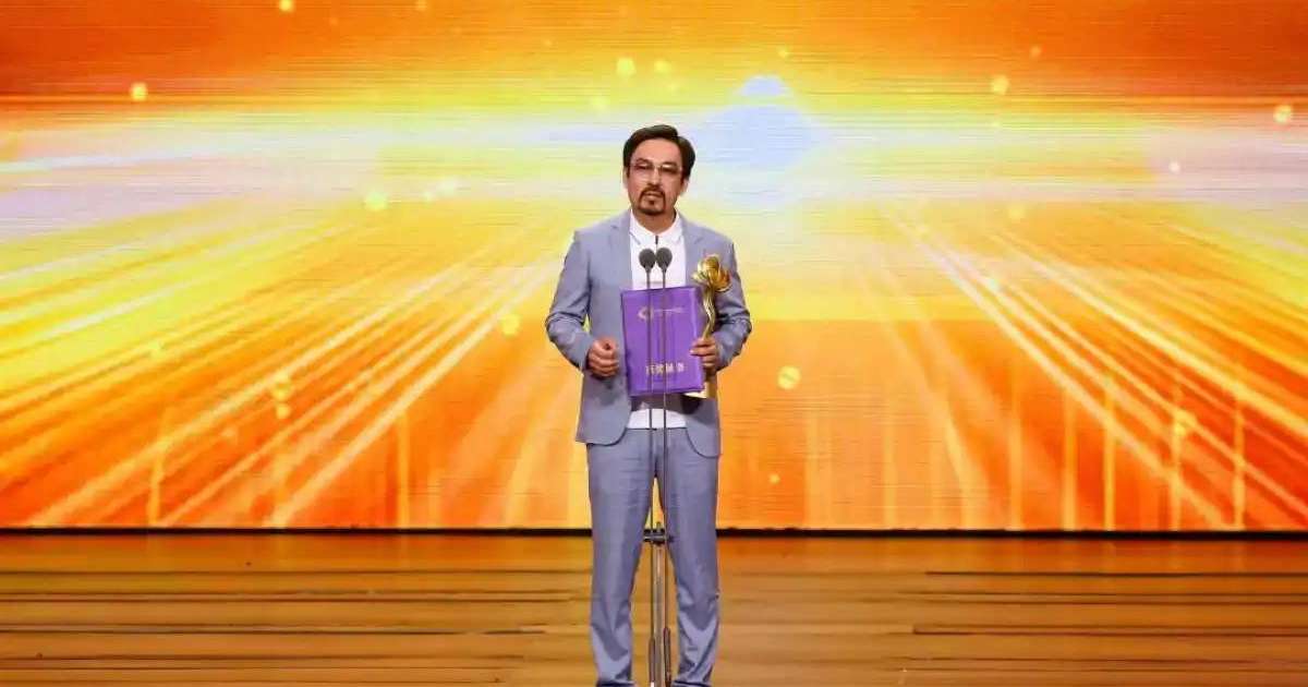 Colman Domingo and Jude Law at amfAR’s Venice Gala