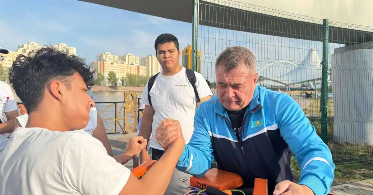 Colman Domingo and Jude Law at amfAR’s Venice Gala