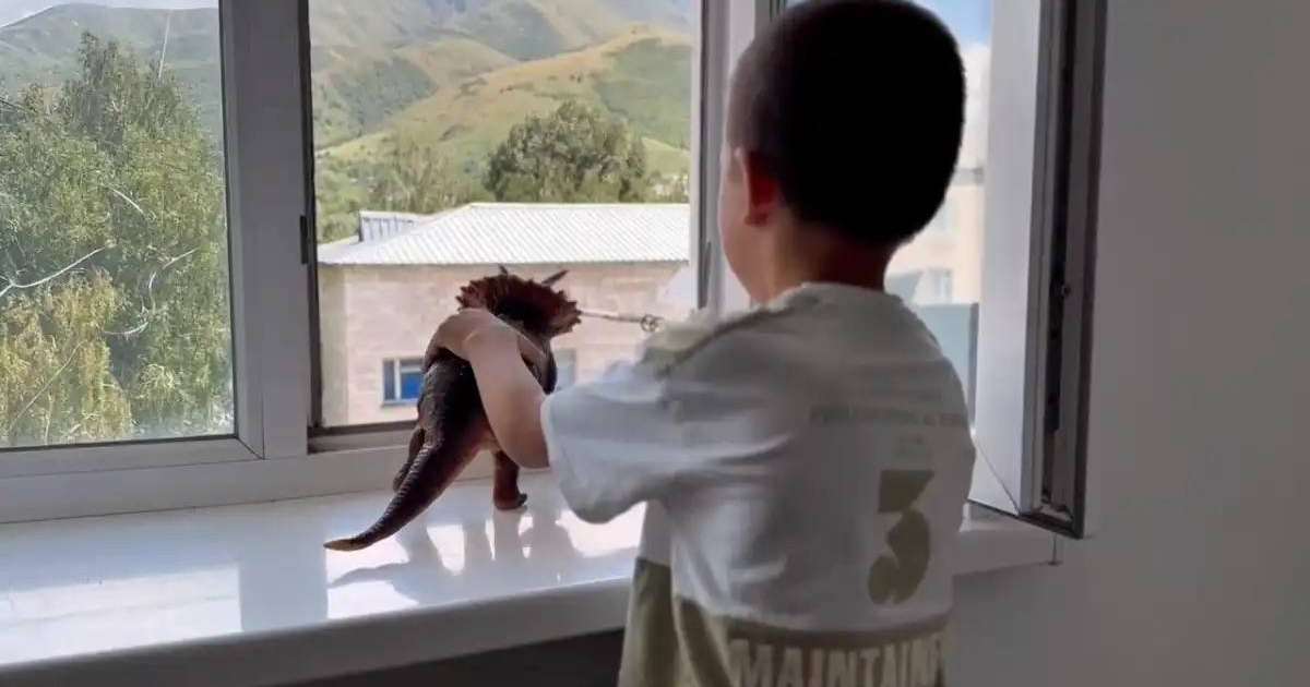 Colman Domingo and Jude Law at amfAR’s Venice Gala