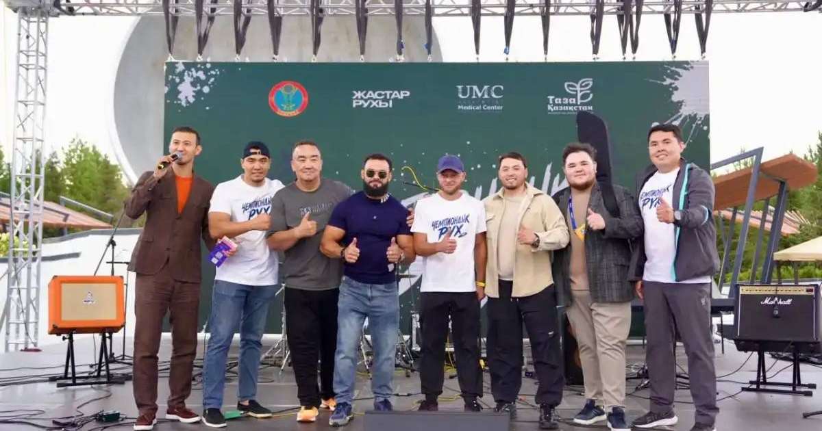 Colman Domingo and Jude Law at amfAR’s Venice Gala