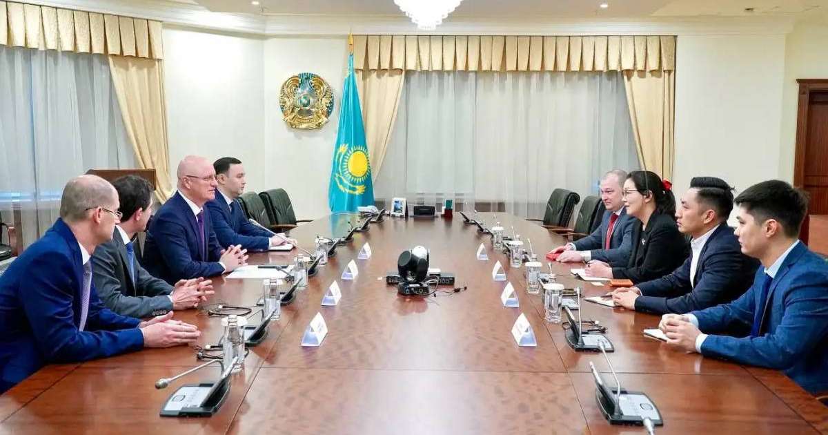 Colman Domingo and Jude Law at amfAR’s Venice Gala
