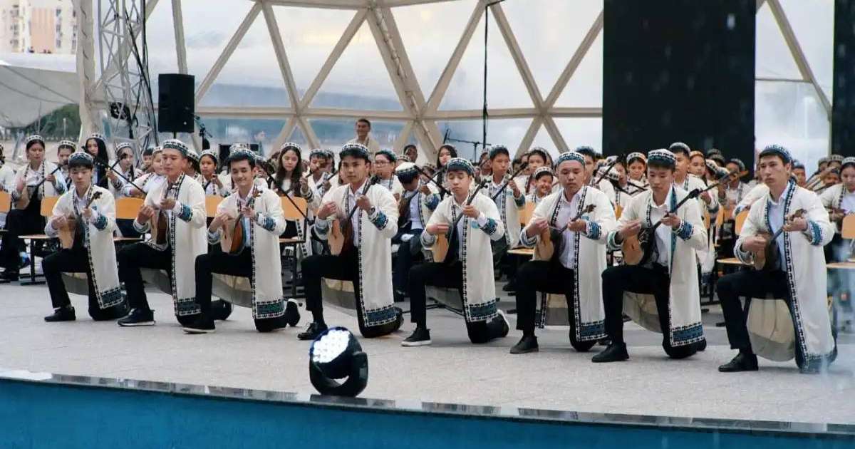 Colman Domingo and Jude Law at amfAR’s Venice Gala