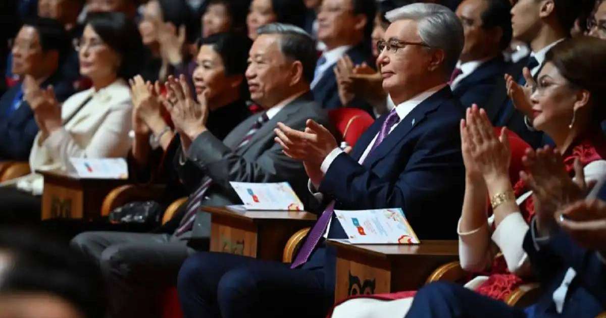 Colman Domingo and Jude Law at amfAR’s Venice Gala