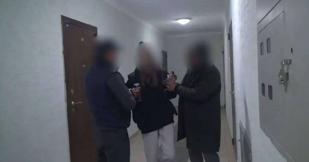 Астанада жас қыздан жарты келі мефедрон тәркіленді