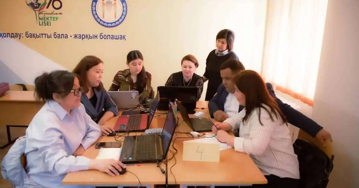 Colman Domingo and Jude Law at amfAR’s Venice Gala