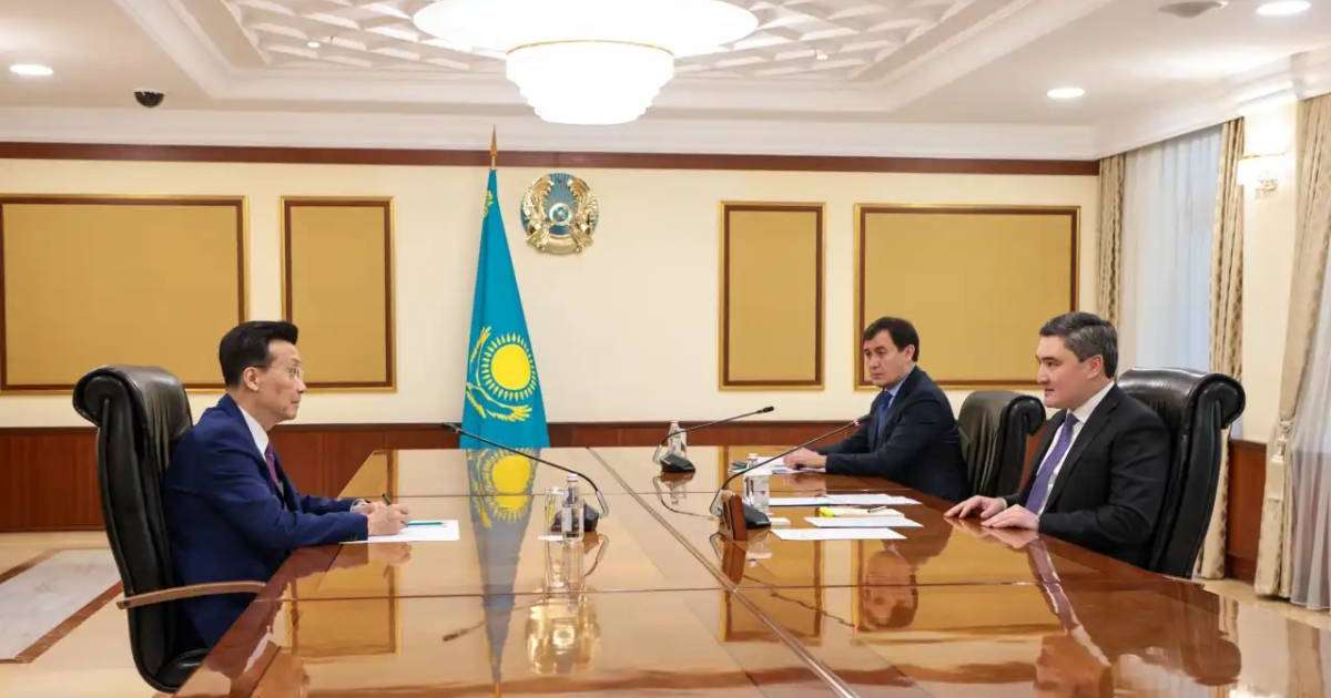 Colman Domingo and Jude Law at amfAR’s Venice Gala