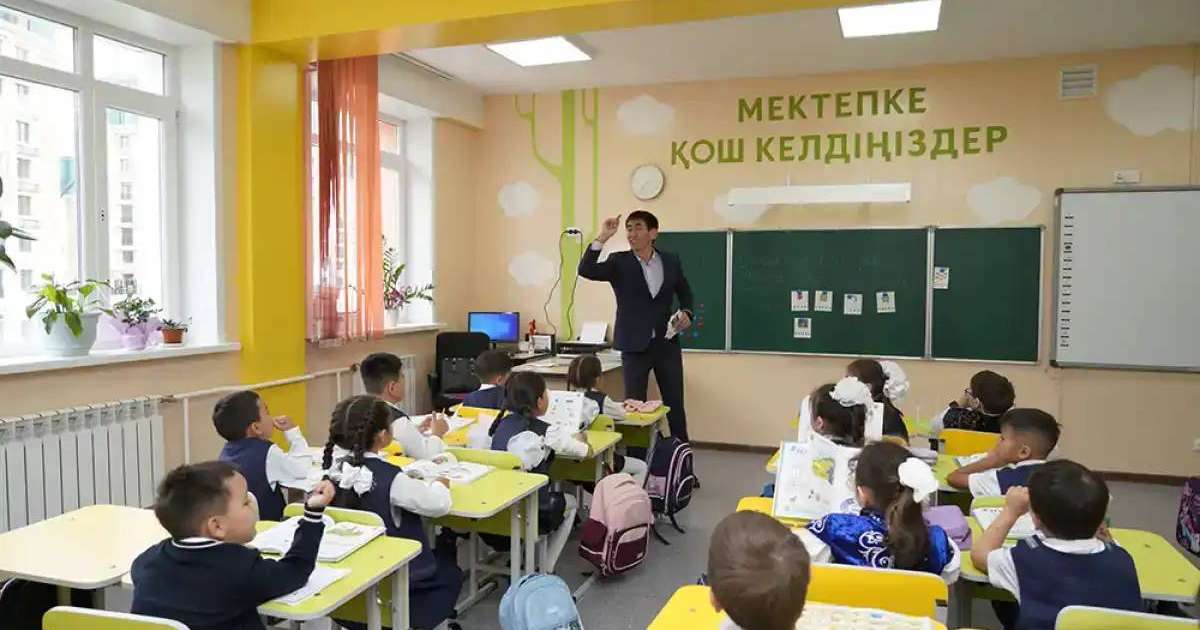 Жасанды интеллектімен жұмыс істеу мектеп қабырғасынан бастап қолға алынуға тиіс - Президент