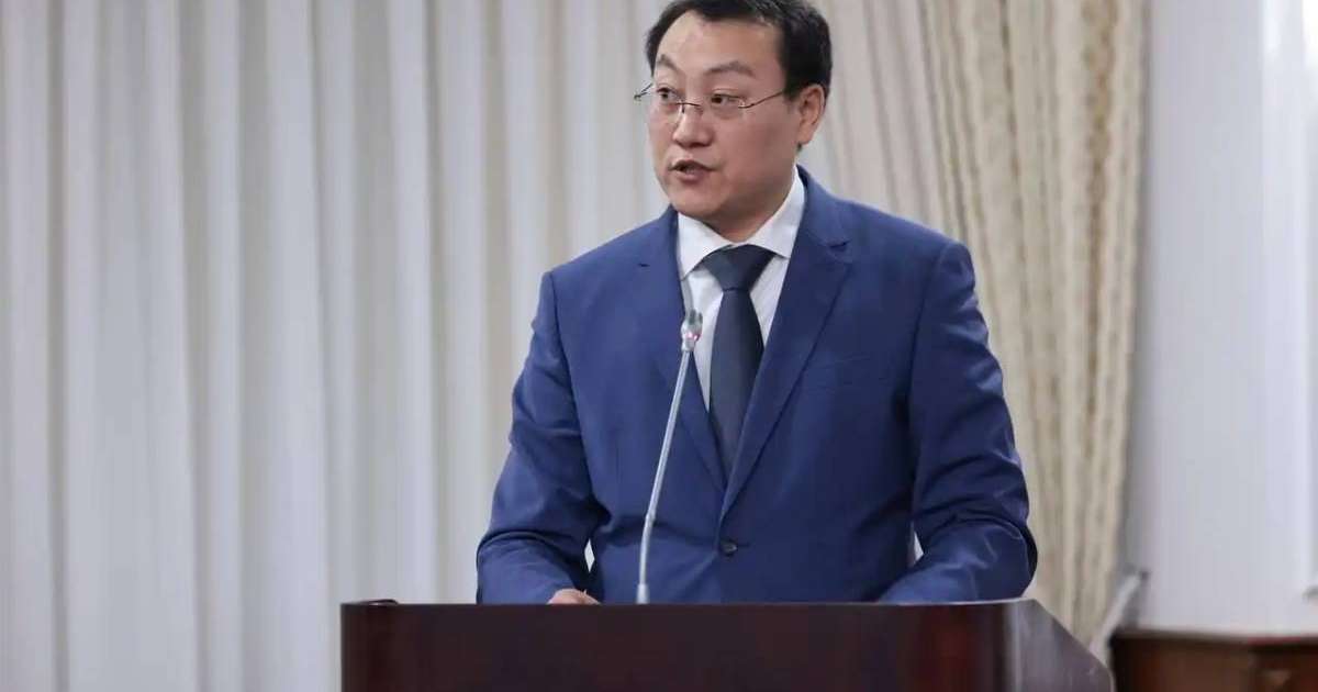 Colman Domingo and Jude Law at amfAR’s Venice Gala