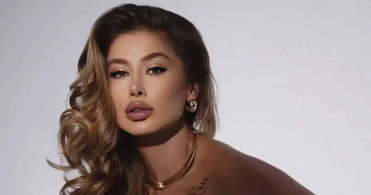 «Ерте күйеуге шықпаңдар, карьера жасап алыңдар»: атышулы блогер қыздарға ақыл айтты