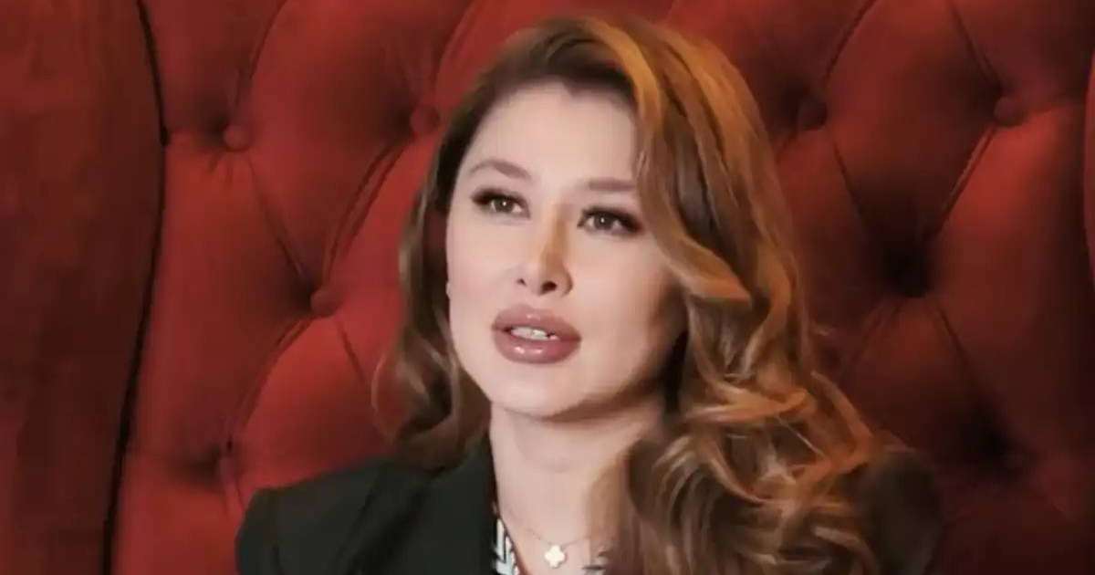 «Менің бір айлығымды басына орап алыпты»: Әсел Асқардың  киімінің бағасы талқыға түсті