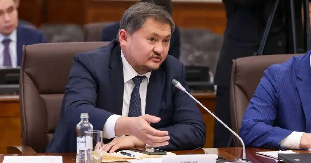 «Үміттің үзілгені емес»: Саясат Нұрбек грантсыз қалған түлектерге үндеу жасады