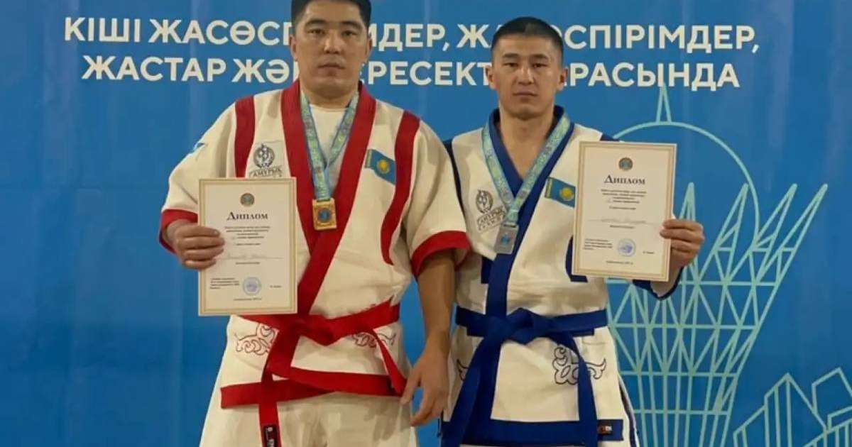 Астаналық полицейлер қазақ күресінде жеңімпаз атанды