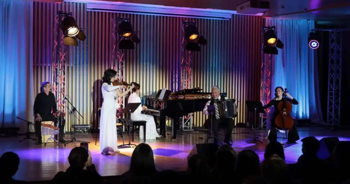 Colman Domingo and Jude Law at amfAR’s Venice Gala