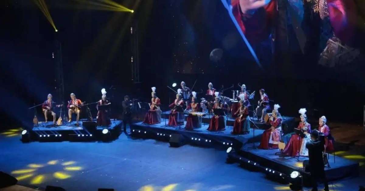 Colman Domingo and Jude Law at amfAR’s Venice Gala