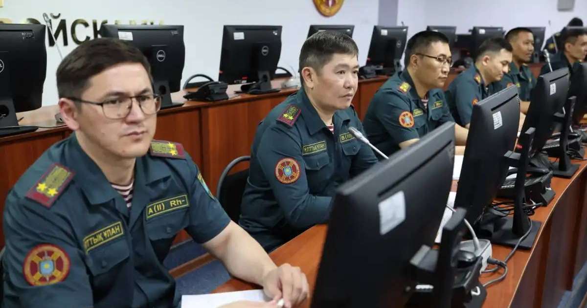 Colman Domingo and Jude Law at amfAR’s Venice Gala