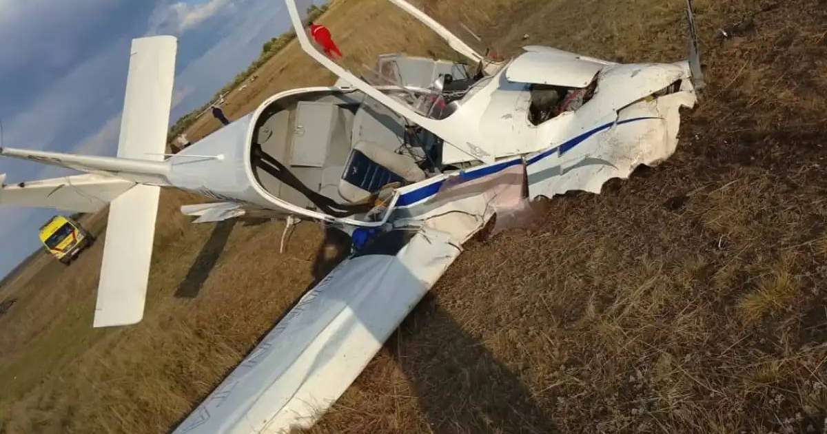 Екі адам қаза тапты: Ақмола облысында жеке ұшақ апатқа ұшырады