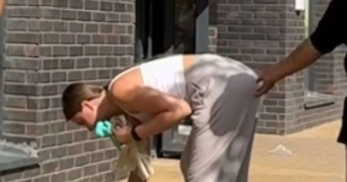 «Бойжеткеннің бөксесін сипаған»: 58 жастағы азамат жауапкершілікке тартылды