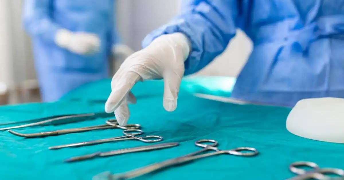 Атырауда көпбалалы ана әкімдікке сүндетке отырғызу қымбаттап кеткенін айтып шағымданды