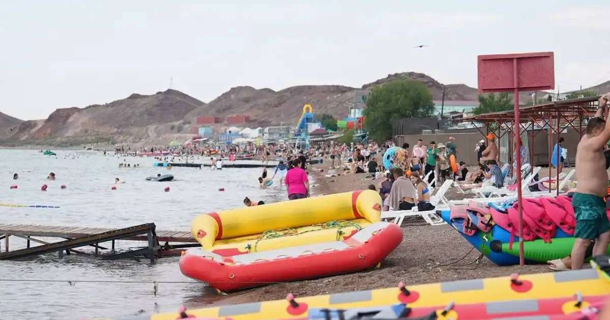 Colman Domingo and Jude Law at amfAR’s Venice Gala