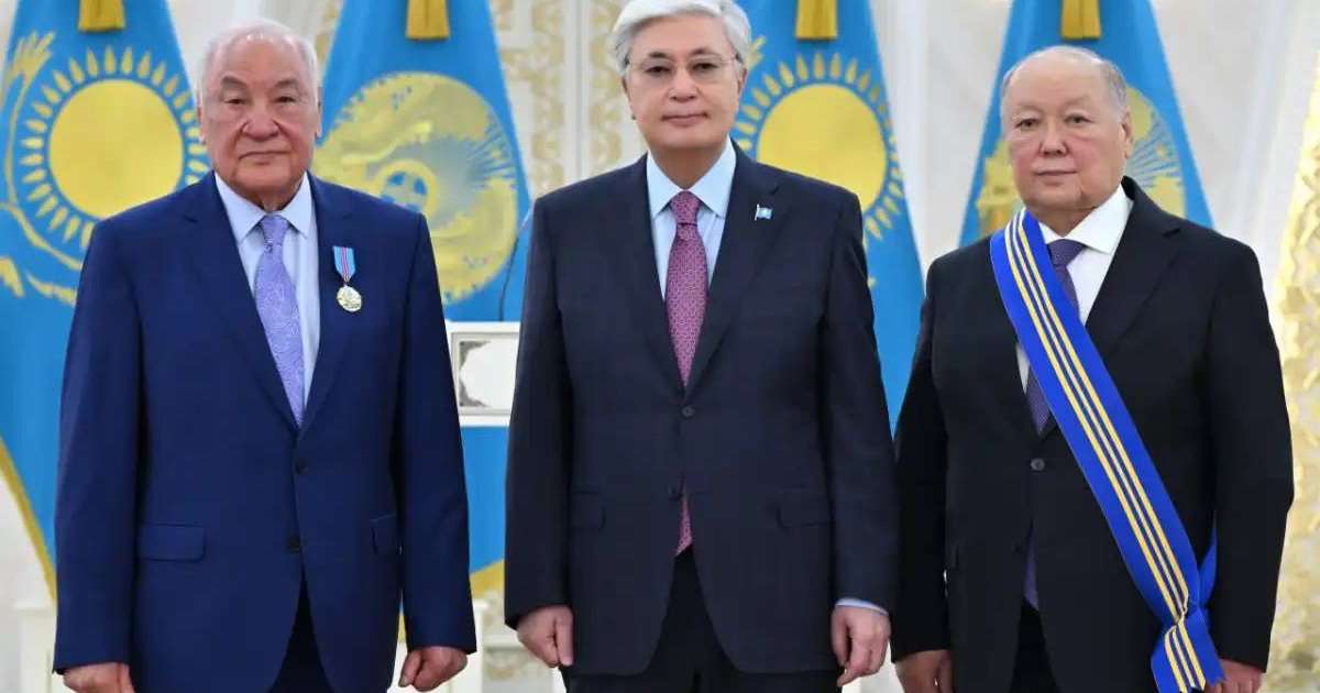 Colman Domingo and Jude Law at amfAR’s Venice Gala