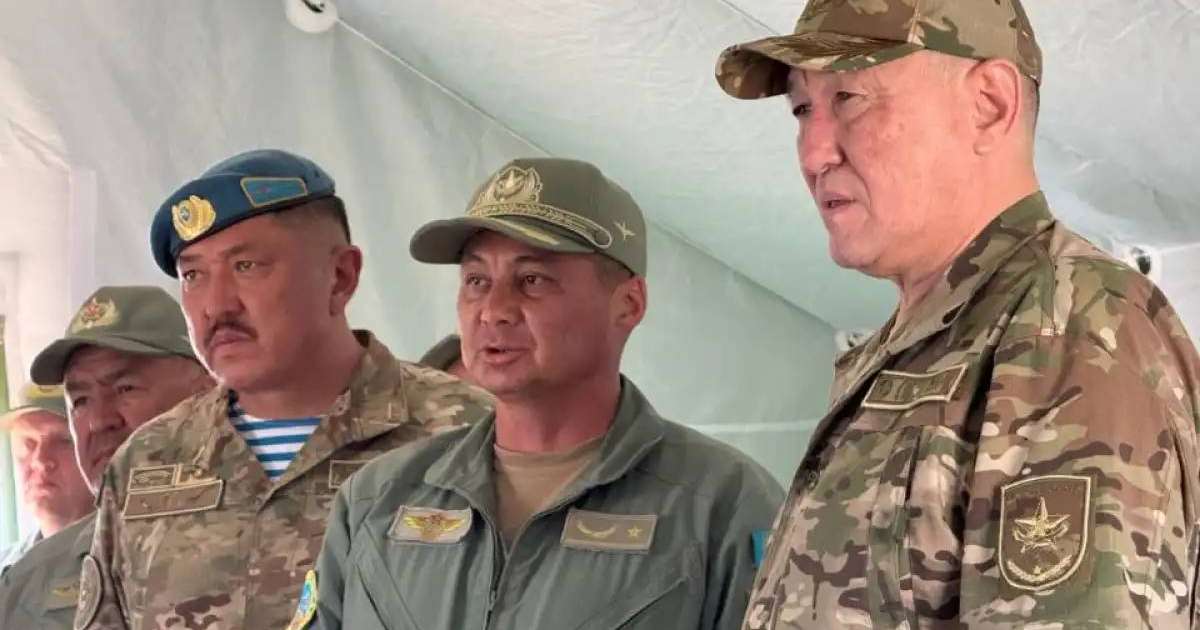 Қорғаныс министрі жоғалып кеткен әскери тікұшақты іздеу жұмыстарымен танысты