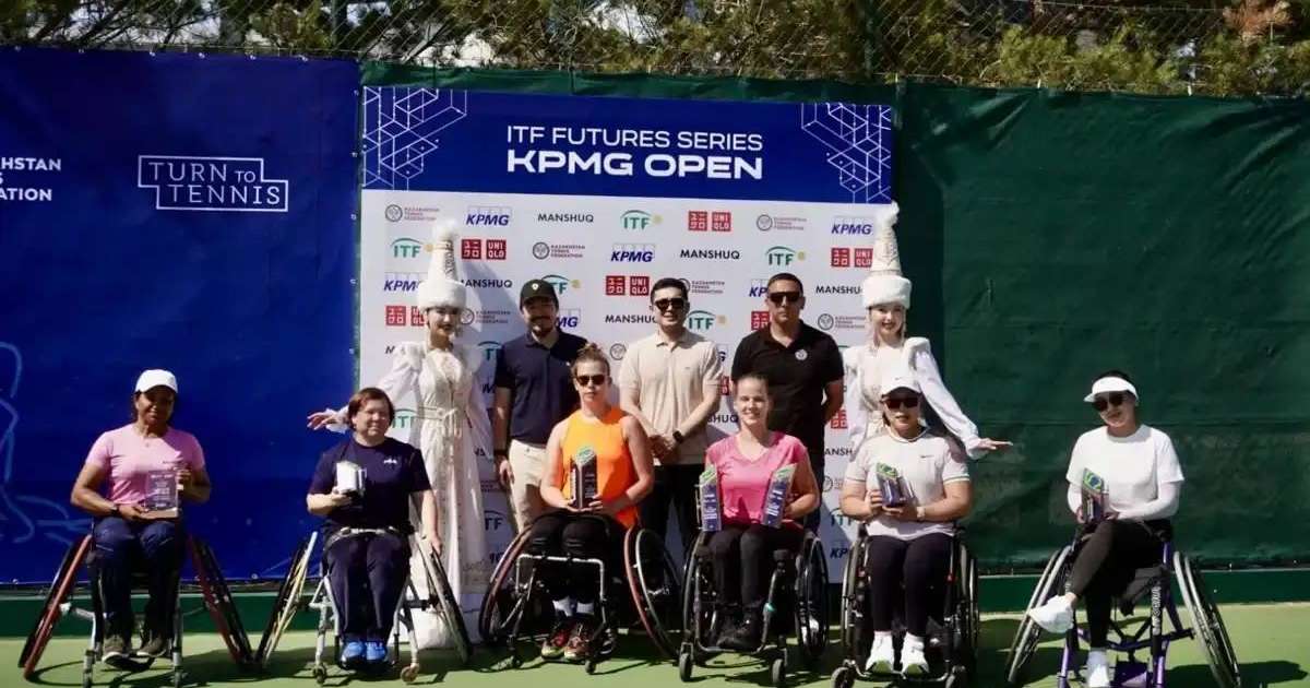 Colman Domingo and Jude Law at amfAR’s Venice Gala