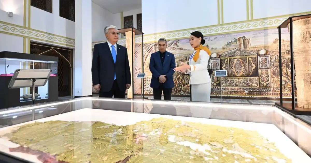 Colman Domingo and Jude Law at amfAR’s Venice Gala