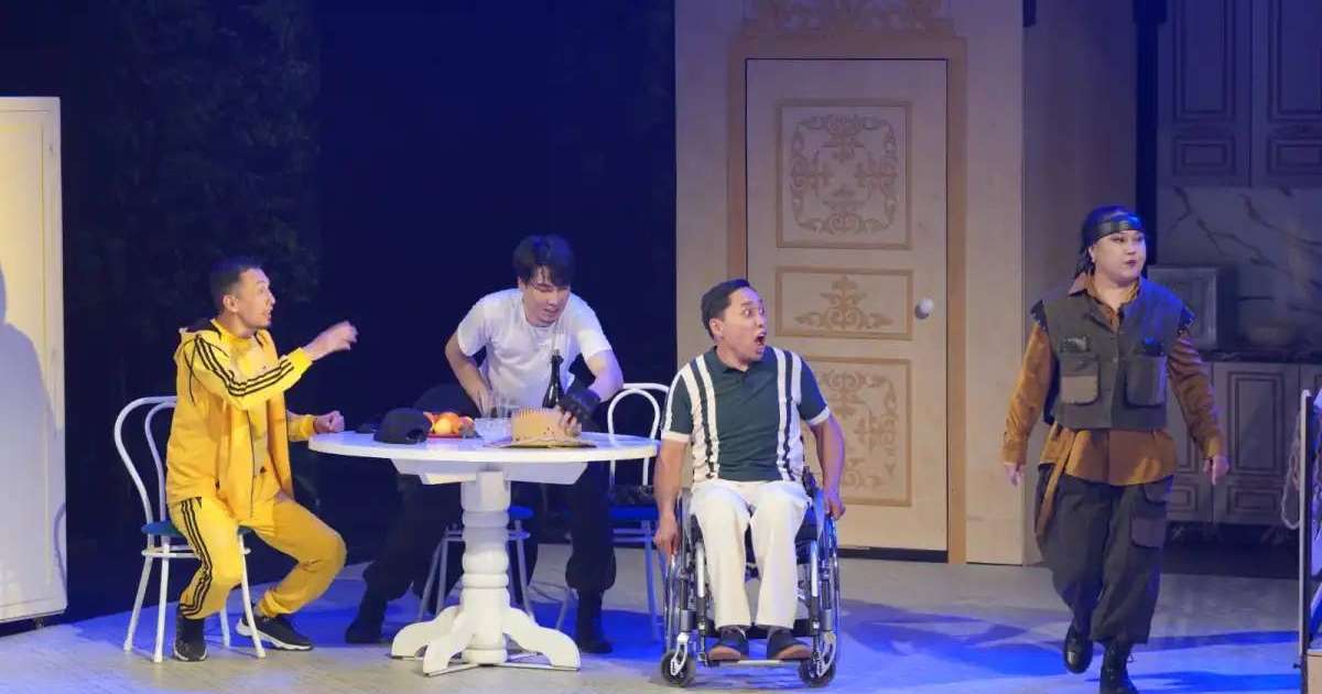 Colman Domingo and Jude Law at amfAR’s Venice Gala