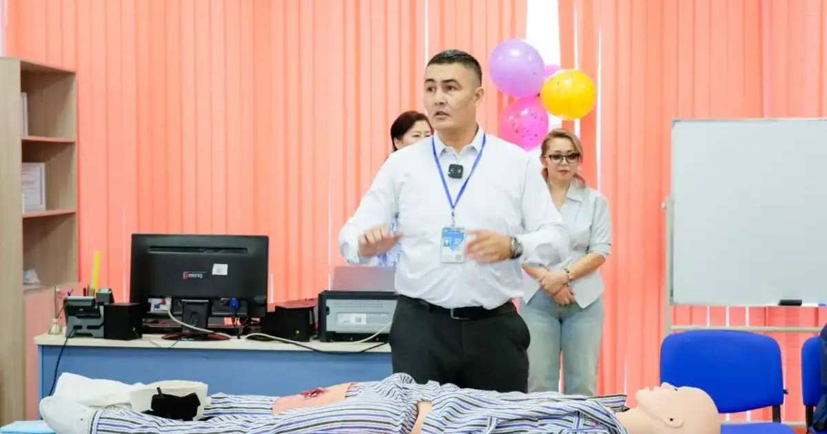 Colman Domingo and Jude Law at amfAR’s Venice Gala