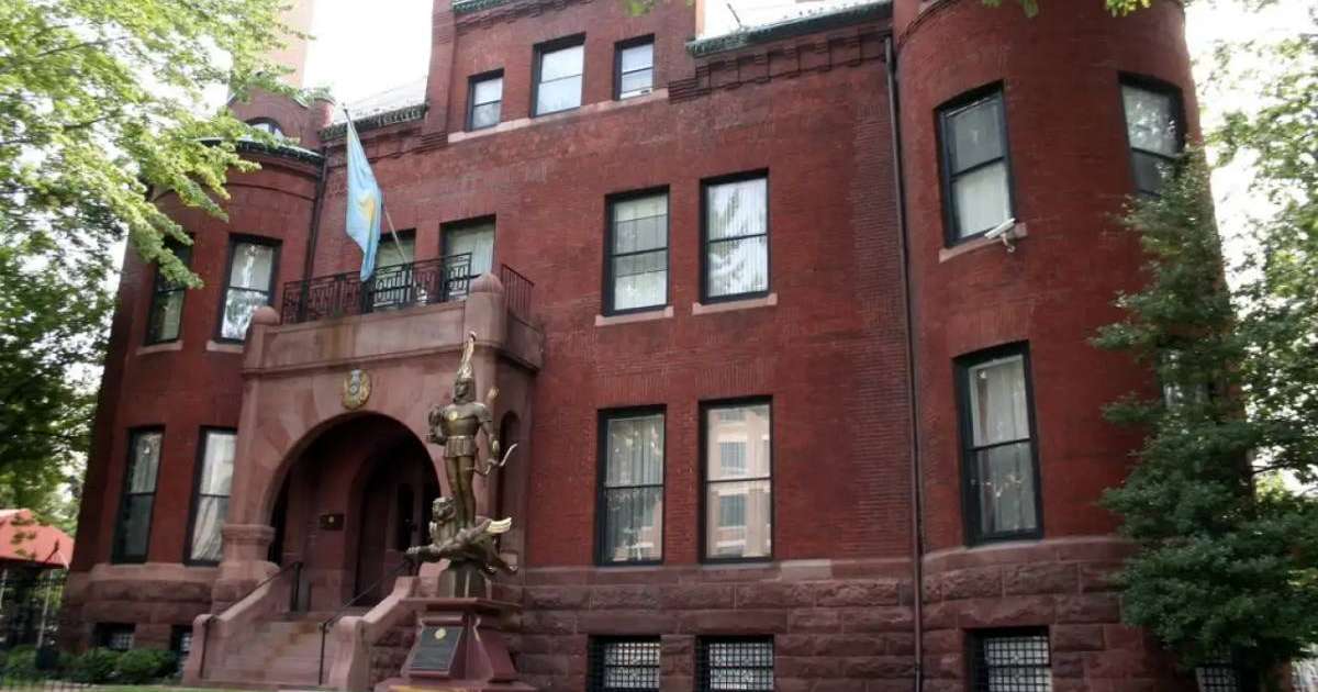 Colman Domingo and Jude Law at amfAR’s Venice Gala