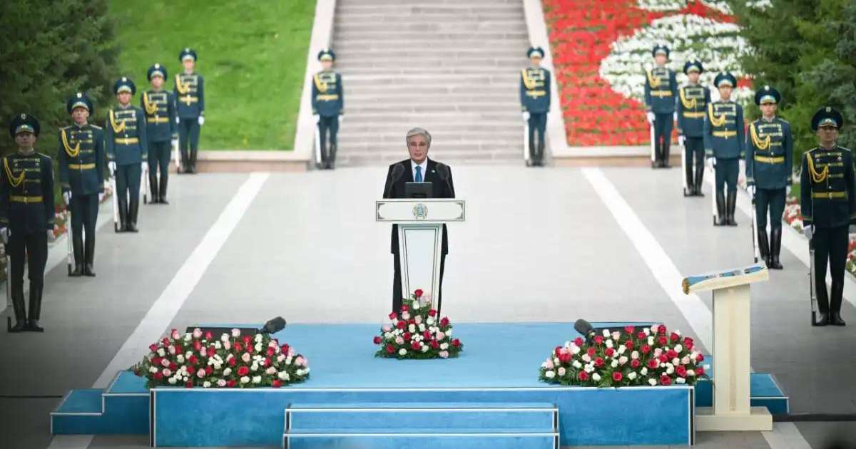 Colman Domingo and Jude Law at amfAR’s Venice Gala