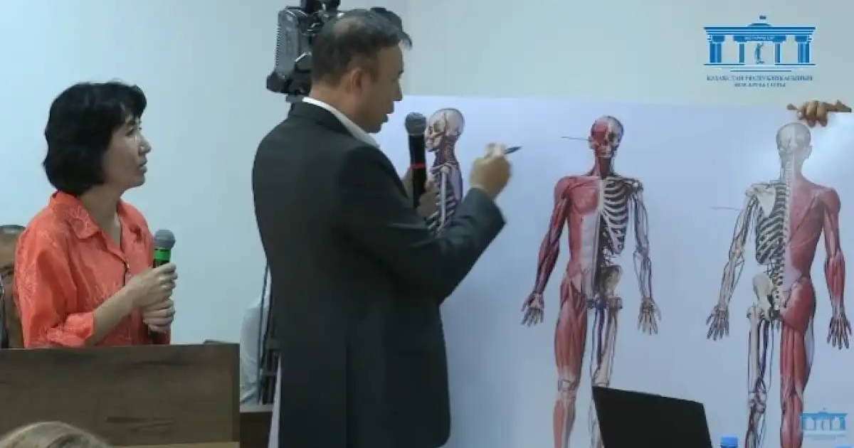 Colman Domingo and Jude Law at amfAR’s Venice Gala