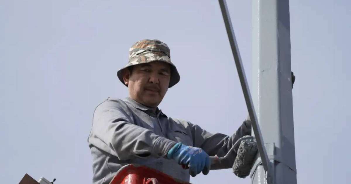 Colman Domingo and Jude Law at amfAR’s Venice Gala