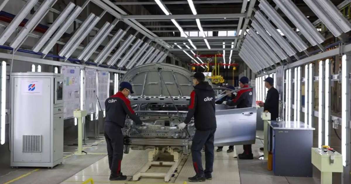 Colman Domingo and Jude Law at amfAR’s Venice Gala