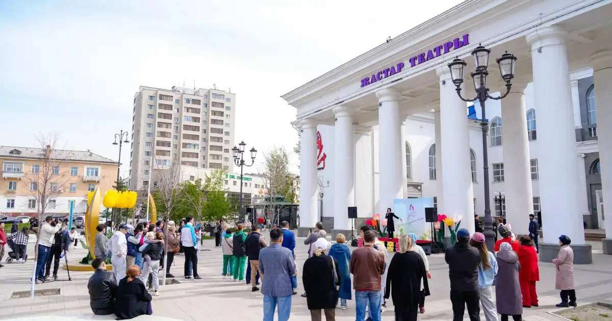 Colman Domingo and Jude Law at amfAR’s Venice Gala