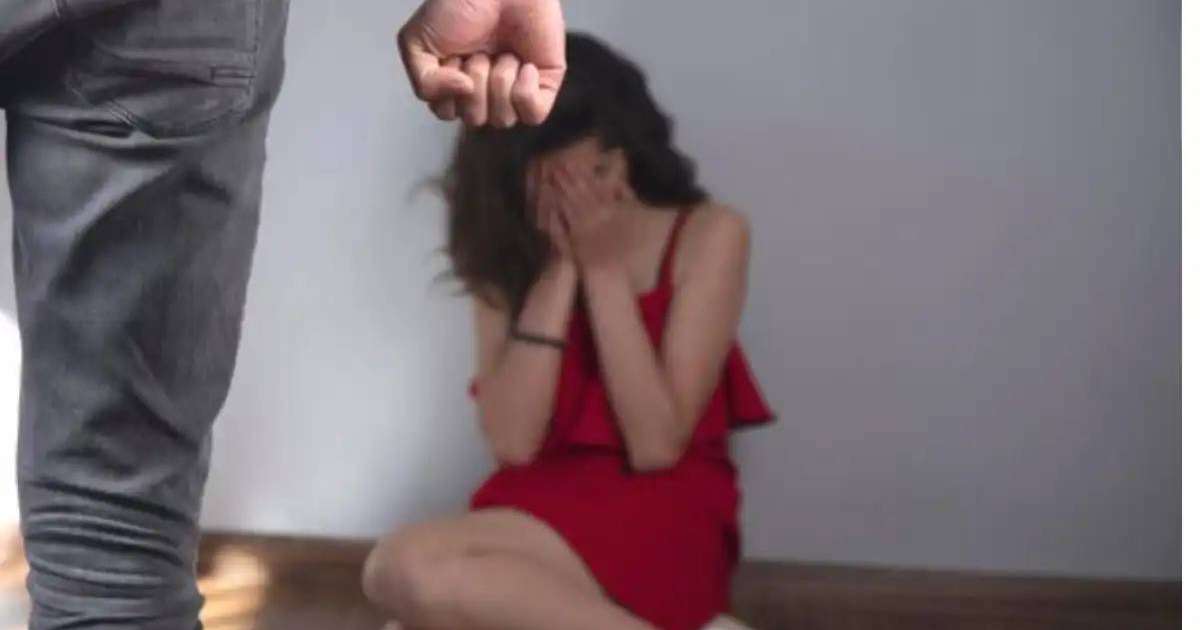 Қызды зорлап, видеоға түсірген ер адам жазасын алды