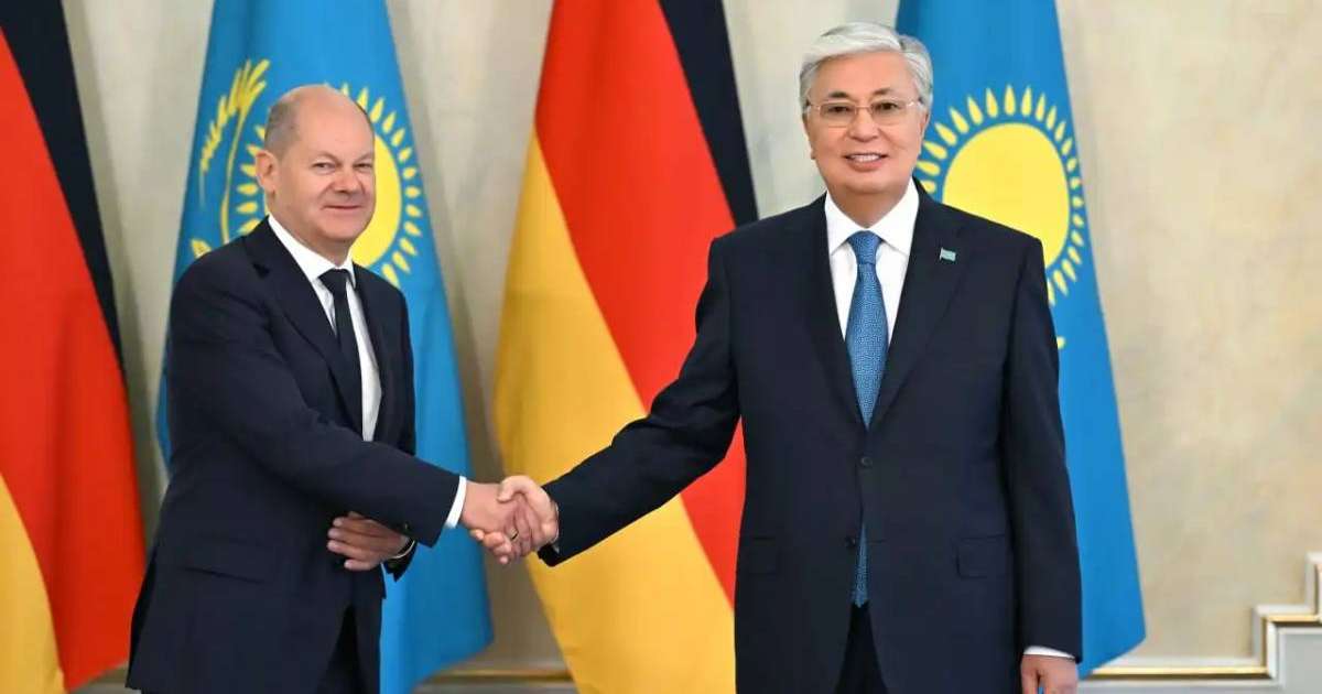 Colman Domingo and Jude Law at amfAR’s Venice Gala