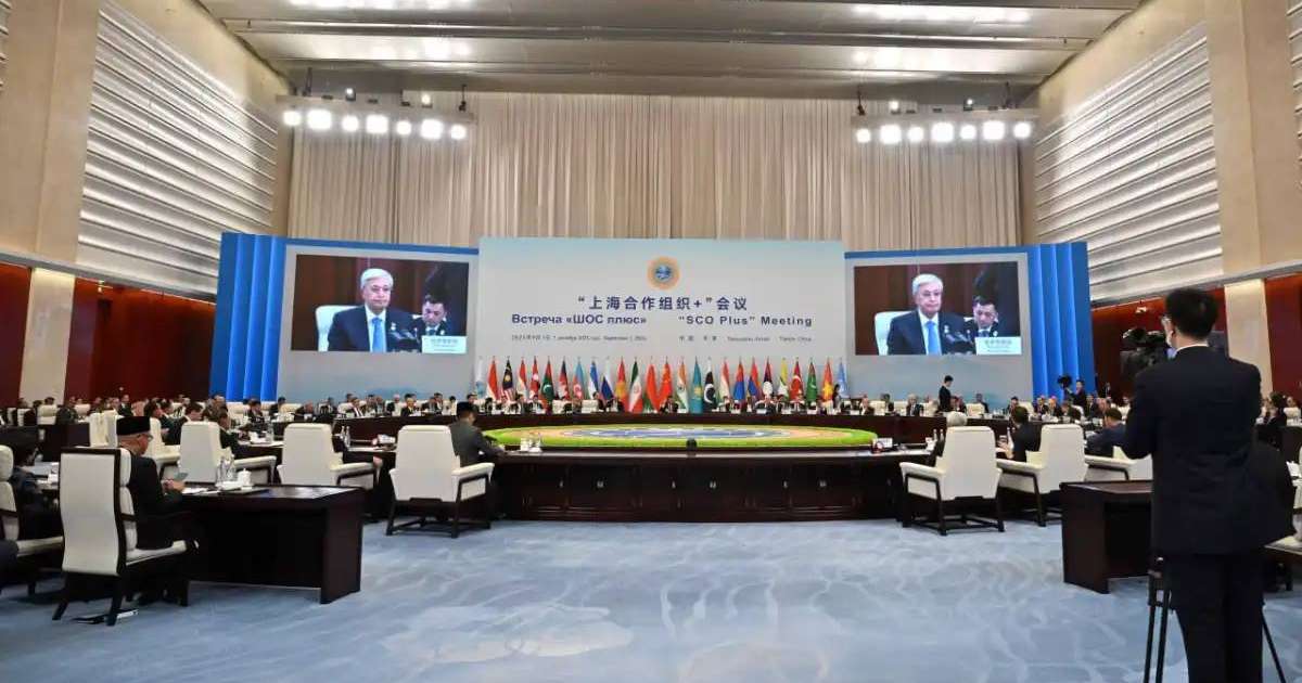 Colman Domingo and Jude Law at amfAR’s Venice Gala