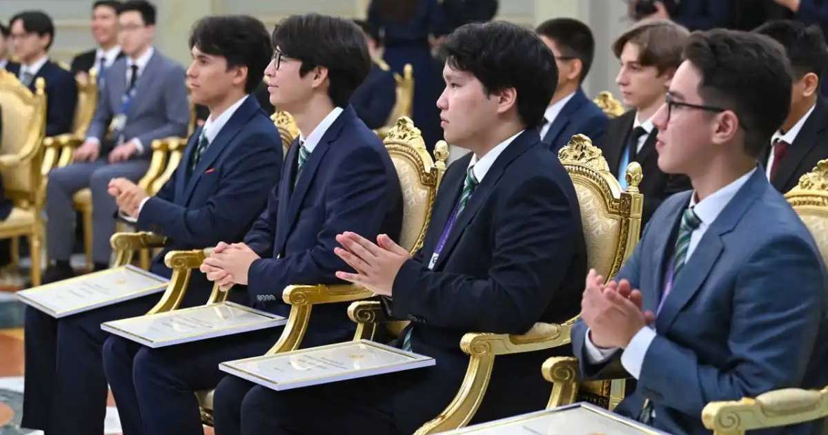 ЖИ саласындағы мамандар айрықша сұранысқа ие болады – Қасым-Жомарт Тоқаев