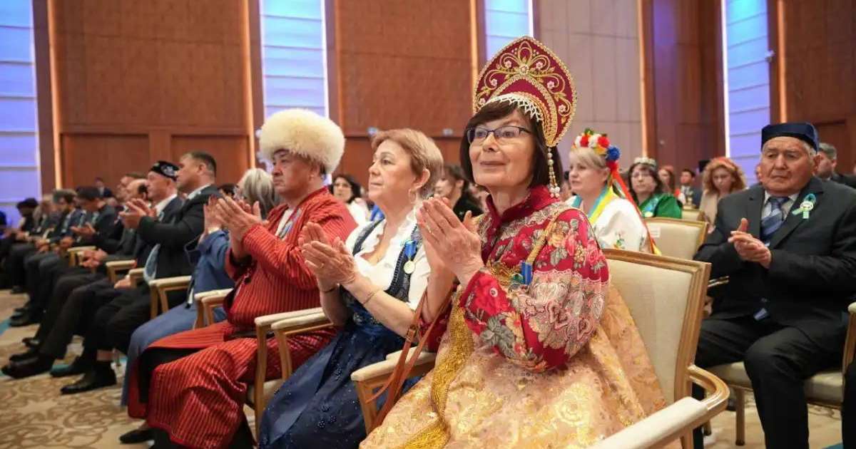 Colman Domingo and Jude Law at amfAR’s Venice Gala