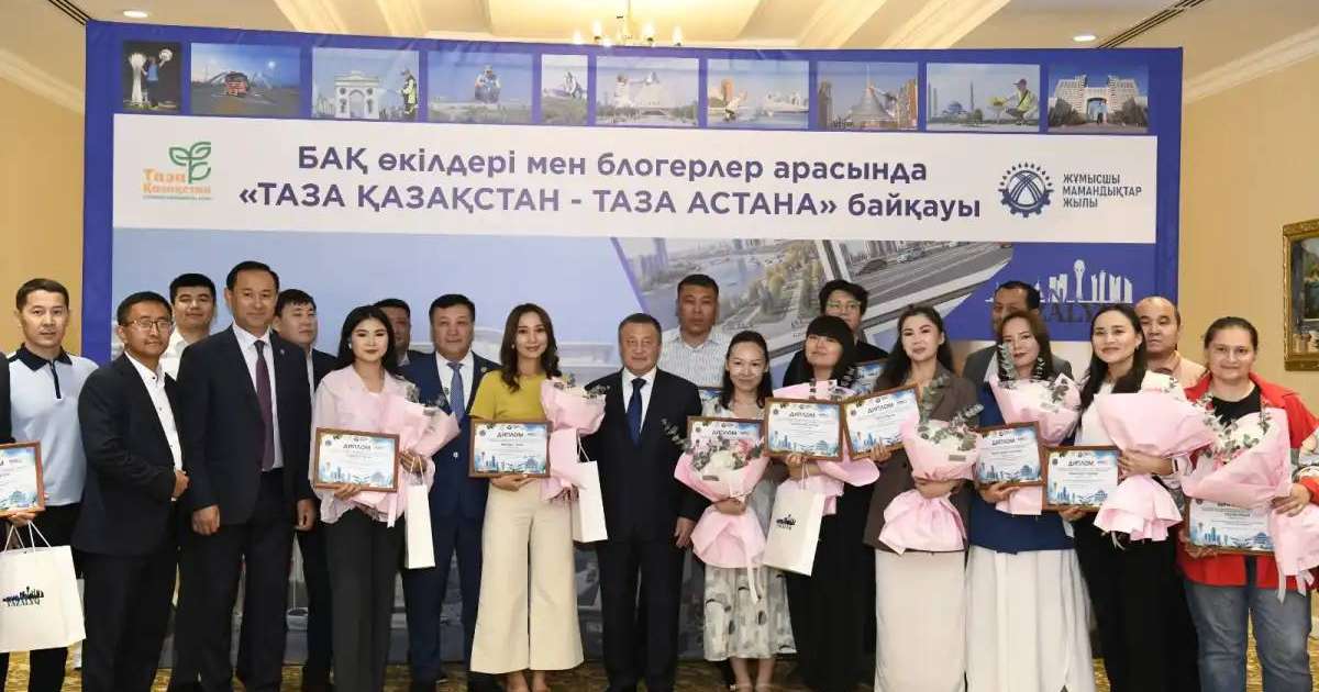 Colman Domingo and Jude Law at amfAR’s Venice Gala