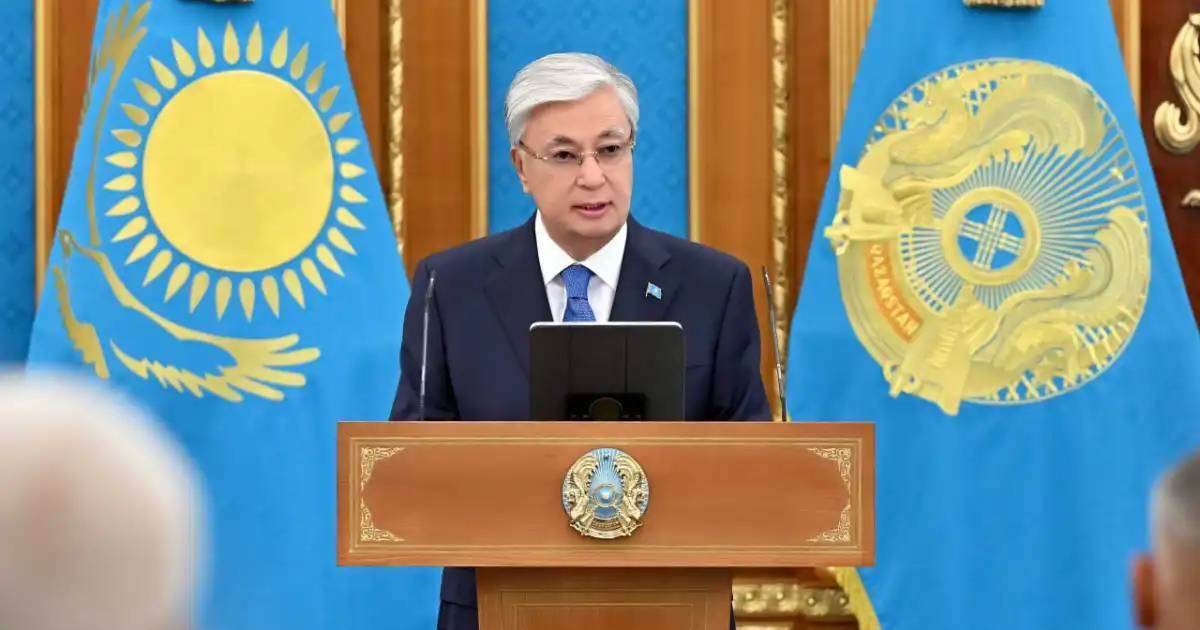 Мемлекет басшысы көлік саласының қызметкерлерін марапаттады