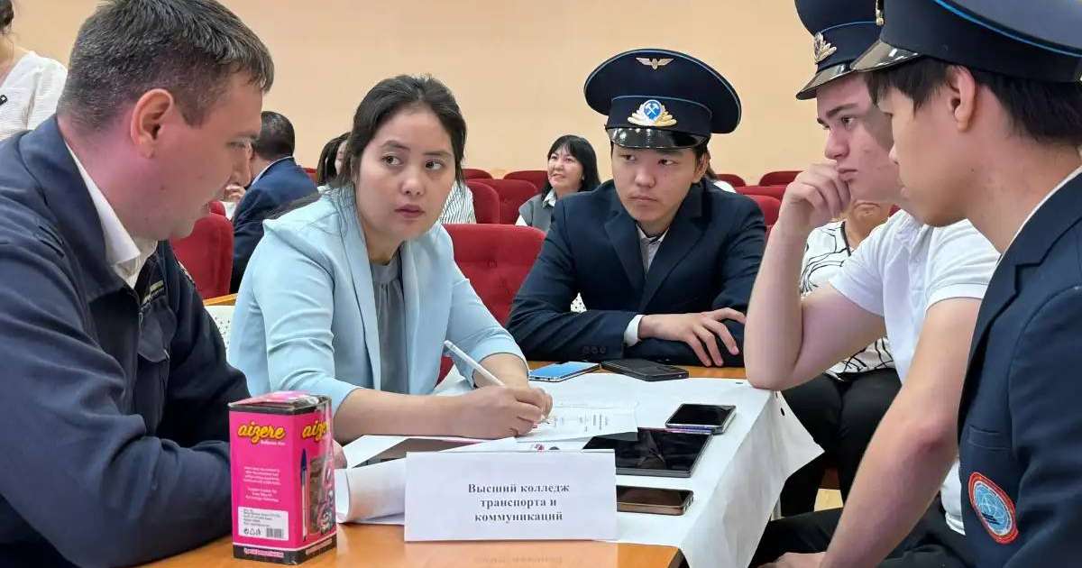 Colman Domingo and Jude Law at amfAR’s Venice Gala